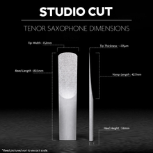 Load image into Gallery viewer, Legere Studio Cut Tenor Saxophone Reeds - 1 Synthetic Reed
