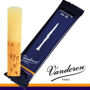 Vandoren Bb Clarinet Traditional Reeds - Strength 4.0 - CR104 - 10 Per Box