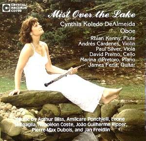 CD: MIST OVER THE LAKE - CYNTHIA KOLEDO  DE ALMEIDA - OBOE -  CRYSTAL CD 729