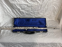 Load image into Gallery viewer, Emerson 6 series 6SBOF Professional Flute with B-Foot and Offset G