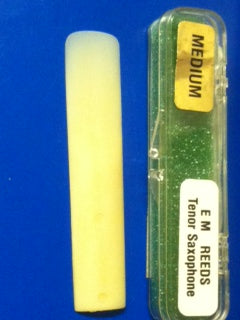 Emerald Bb Clarinet Synthetic Medium Reed - 1 Reed