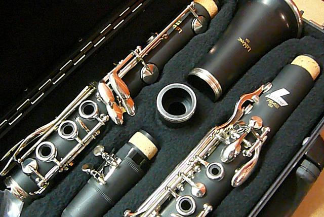 Leblanc Bb Clarinet 7242