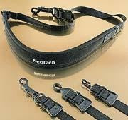 Load image into Gallery viewer, Neotech Classic Plastic-Covered Metal Open Hook Regular Strap - 2001192